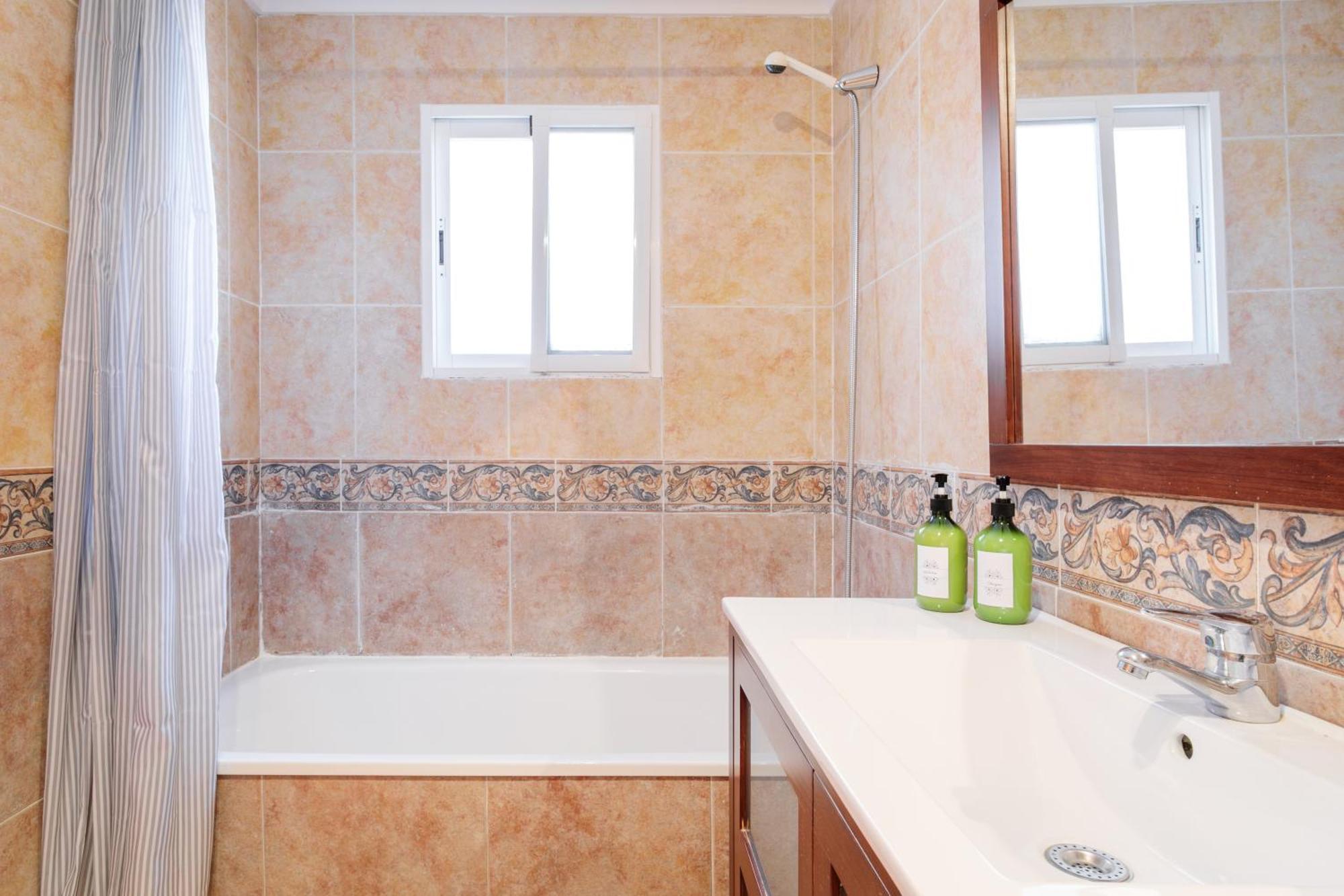 Montefaro Spacious Townhouse - Beach & Pool Santa Pola Dış mekan fotoğraf